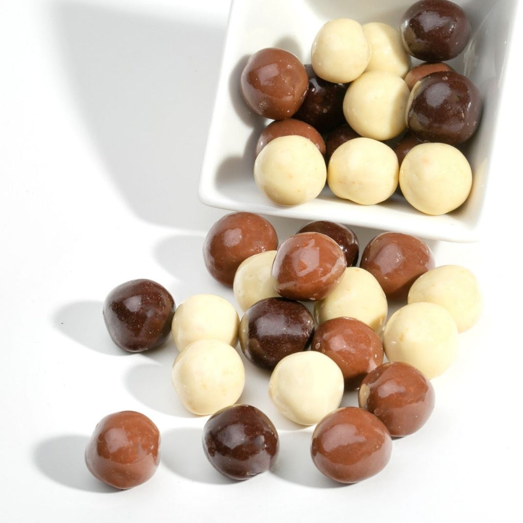 Mix crujientes bolas cereal con chocolate negro, leche y blanco 200 g